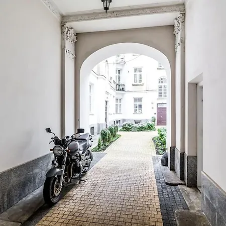 شقة Charming Architect's