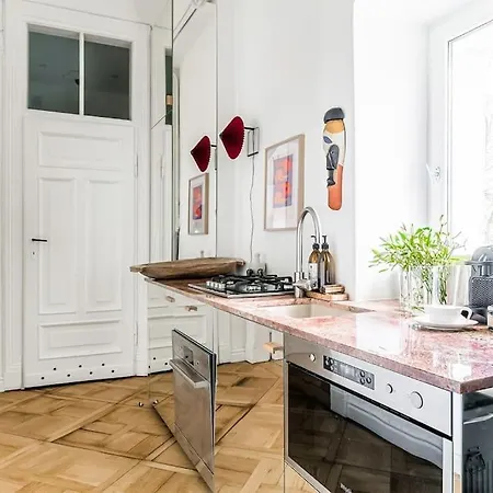 Charming Architect's * Varşova
